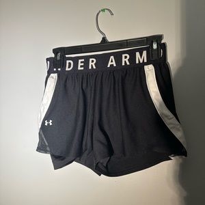 Black and White UnderArmour heat gear workout shorts. Size small